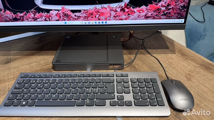 Моноблок 27 Lenovo 2K IPS i5 AMD RX560X 16/512