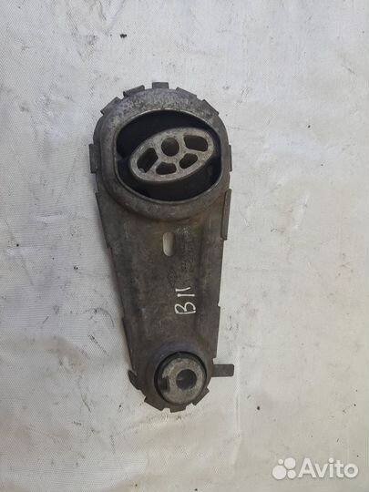 Опора кпп задняя Renault Megane 3