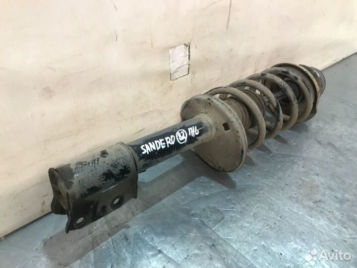 Стойка подвески передняя левая Renault Sandero