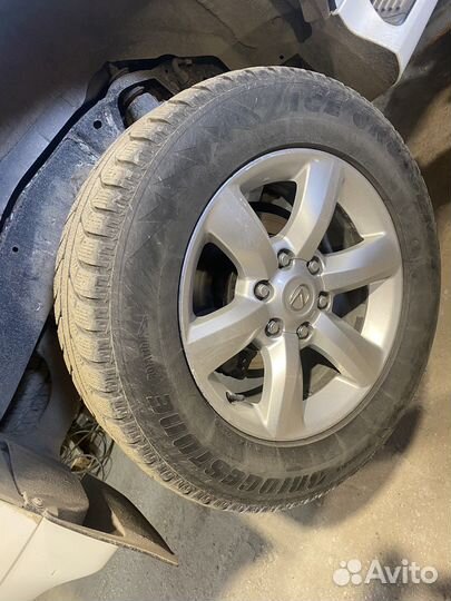 Bridgestone Ice Cruiser 7000 265/60 R18