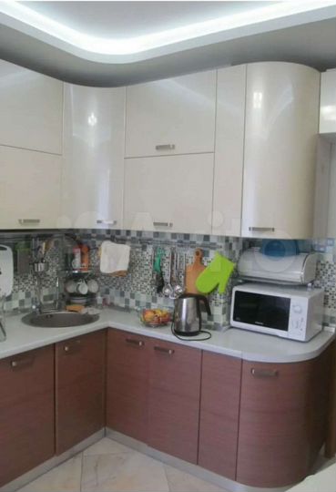 2-к. квартира, 42 м², 2/3 эт.