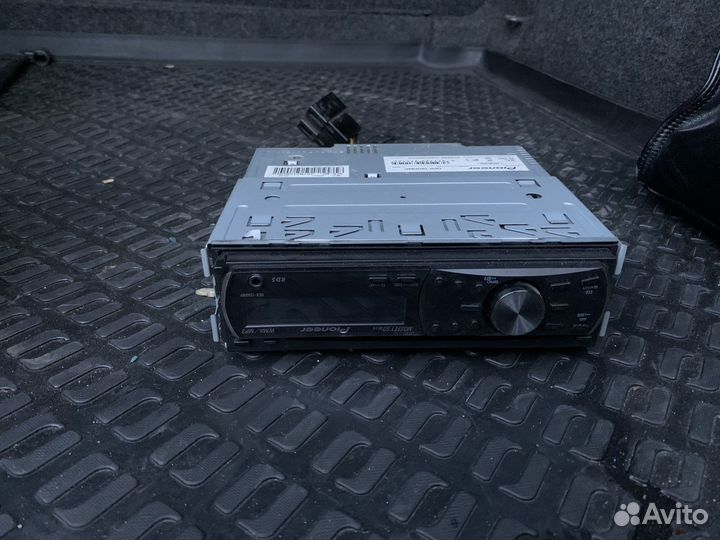 Продам магнитолу Pioner