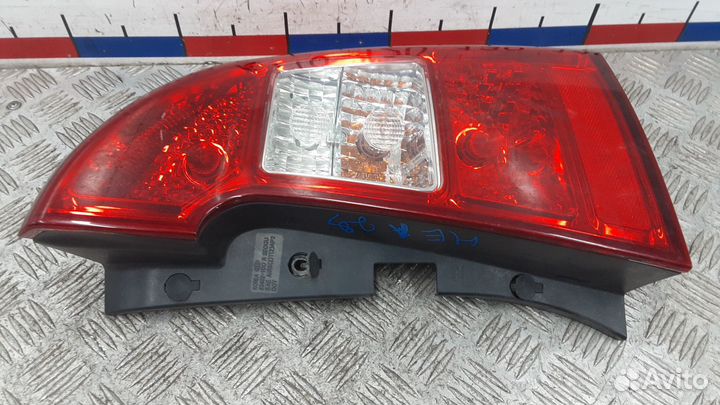 Фонарь KIA Carens 3 (2006-2012)