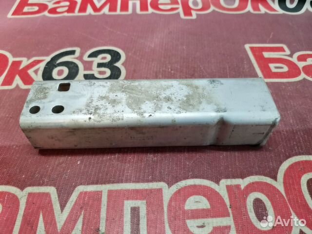 Кронштейн усилителя Mercedes-Benz C-Class