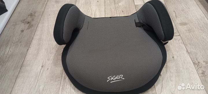 Детский бустер автомобильный