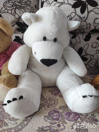 Большие плюшевые медведи