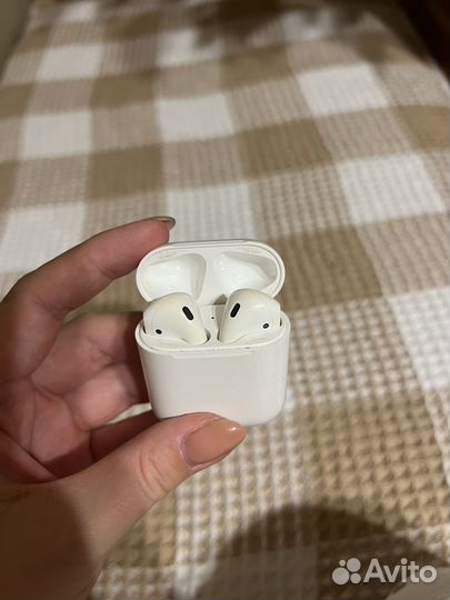 Наушники apple airpods