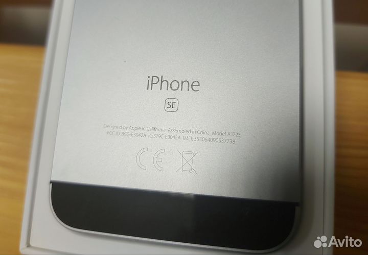 iPhone SE на 32 gb
