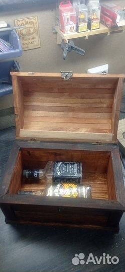 Шкатулка сундучок