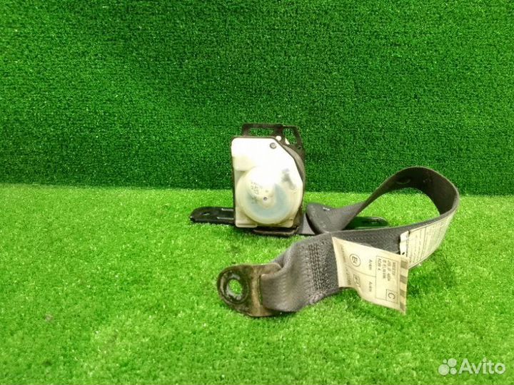 Ремень безопасности Toyota Corolla Fielder 121