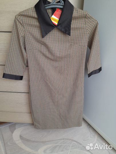 Платье женское 44 размер новое