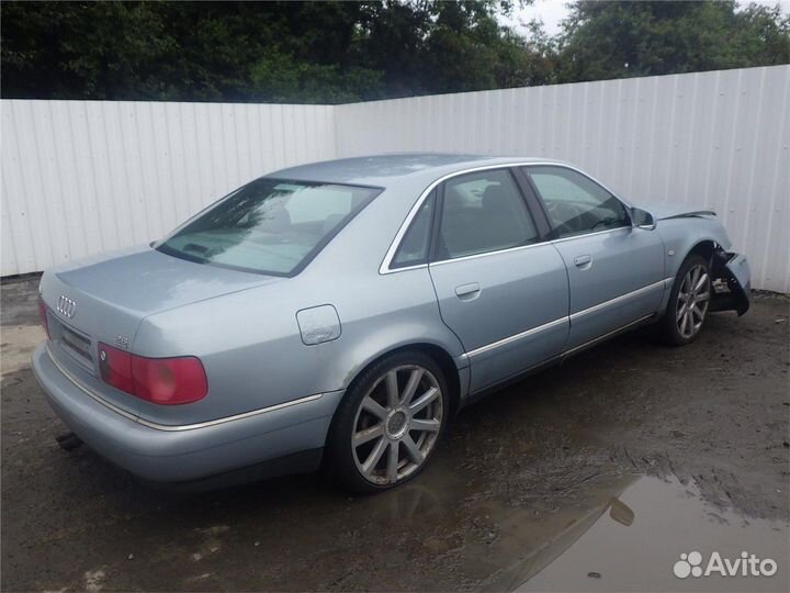 Разбор на запчасти Audi A8 (D2)