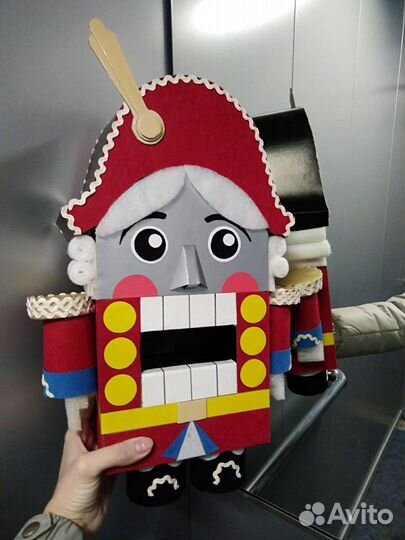 Щелкунчик, любимый герой новогодней сказки