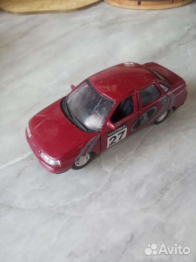 Модель автомобиля Лада 110