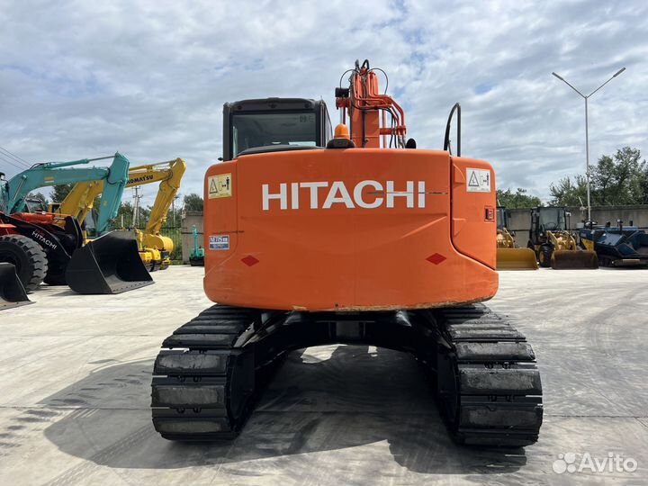 Гусеничный экскаватор Hitachi ZX135US, 2020