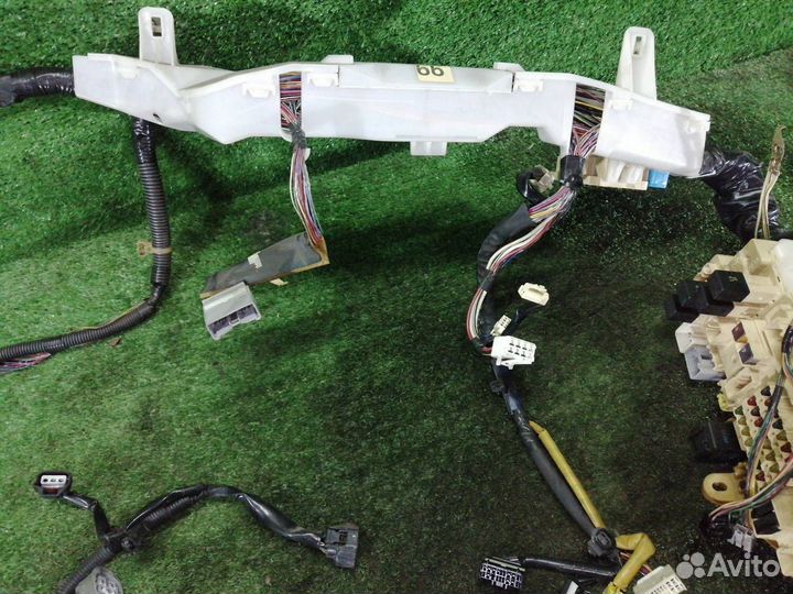 Проводка под торпедо Toyota Chaser GX100 1G-FE