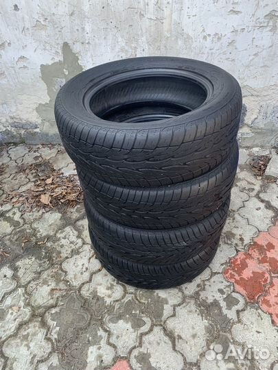 Toyo Proxes ST III 225/60 R17