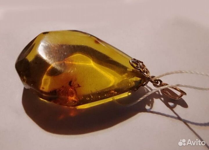 Кулон Янтарь с золотом