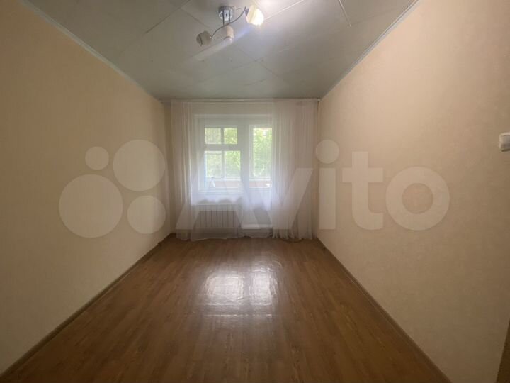 2-к. квартира, 52 м², 2/10 эт.