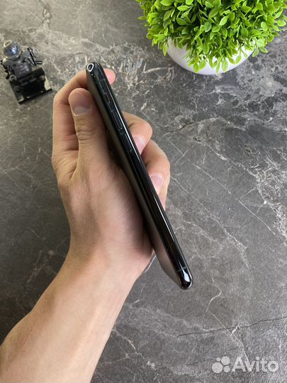 iPhone 11 Pro, 256 ГБ