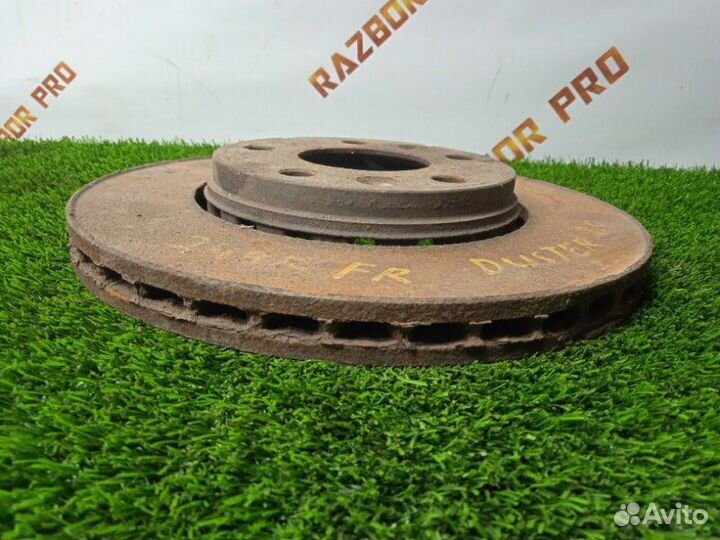 Диск тормозной передний правый Renault Duster