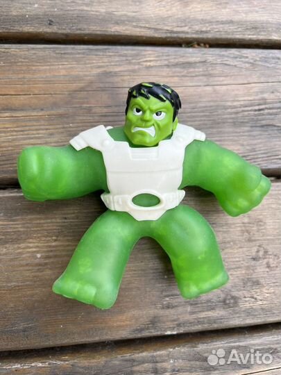 Герои гуджитсу и тянучки monster flex