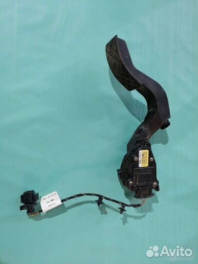 Педаль газа Audi A6 C5