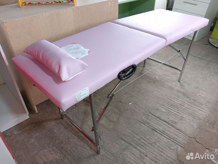 Кушетка новая. Доставка бесплатно