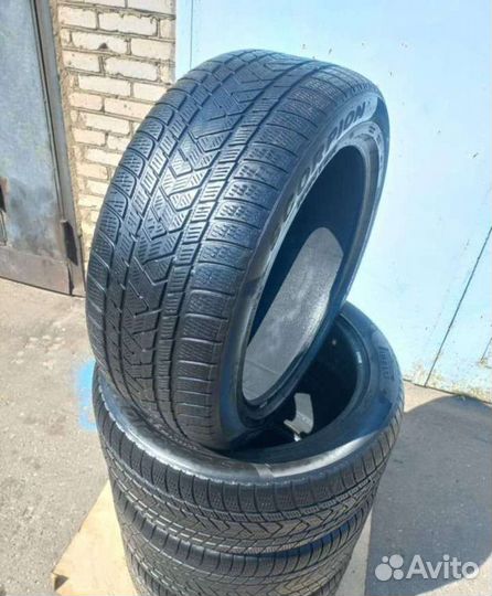 Pirelli Scorpion Winter 275/45 R21 и 315/40 R21