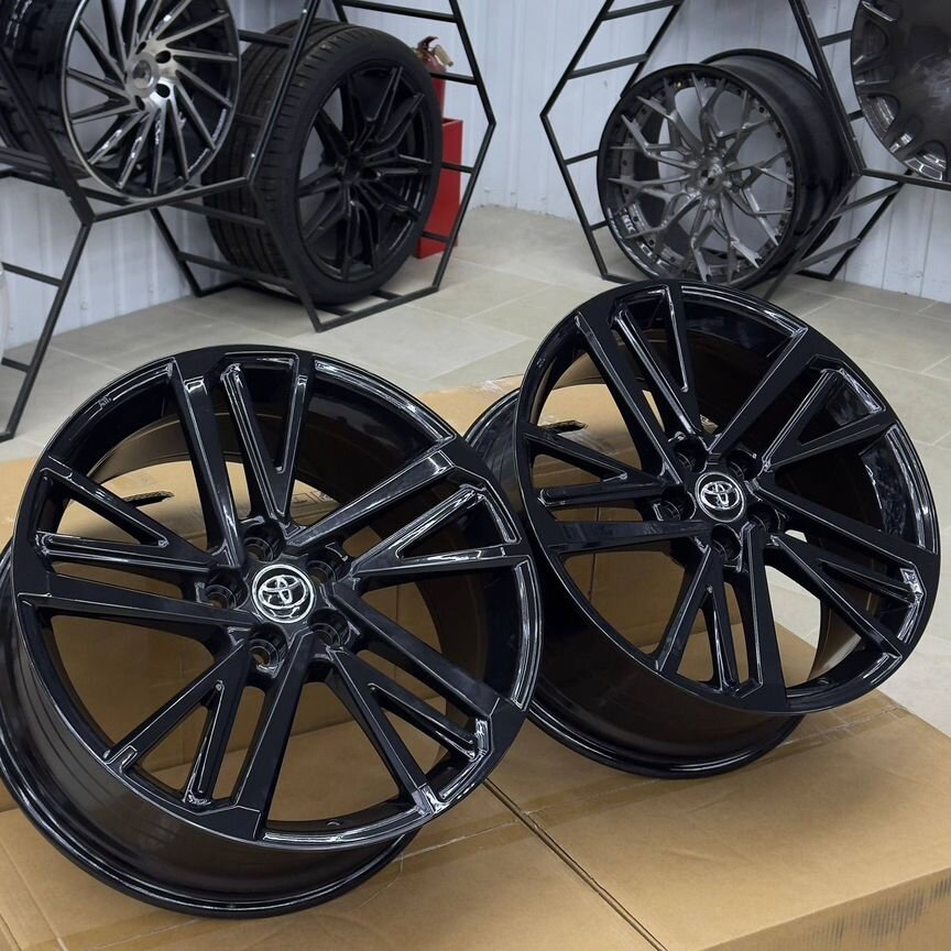Литые диски Powcan 8×R19 5×114.3