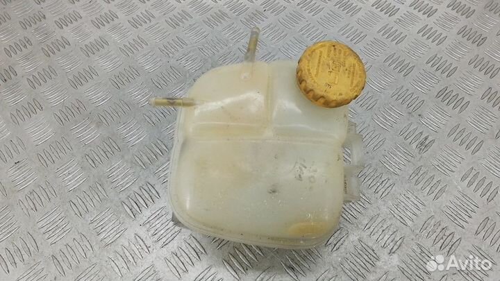 Бачок расширительный на Opel Astra G