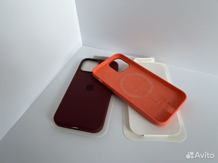 Чехол iPhone Silicone case 12/12 Pro