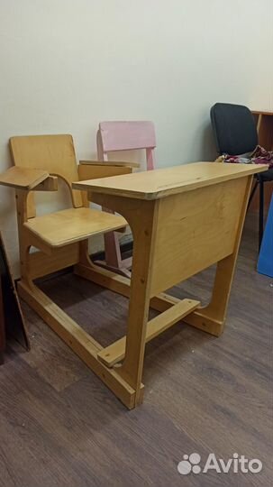 Детская парта со стулом