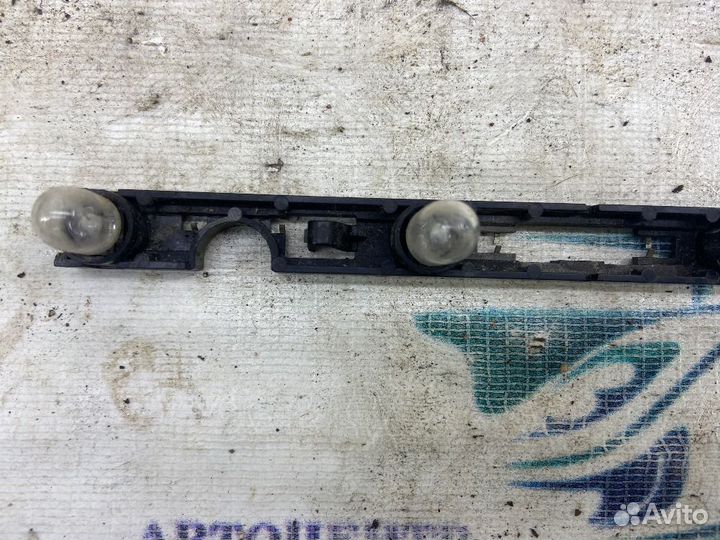 Плата заднего стоп сигнала фонаря Peugeot 308