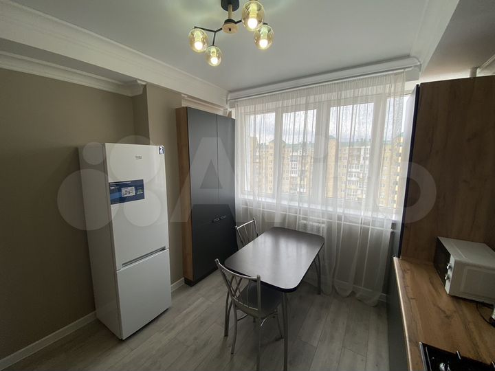 2-к. квартира, 64,3 м², 8/9 эт.