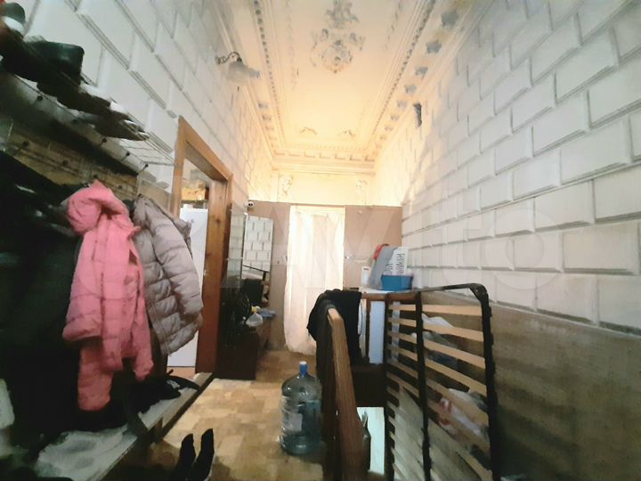 7-к. квартира, 148 м², 1/3 эт.