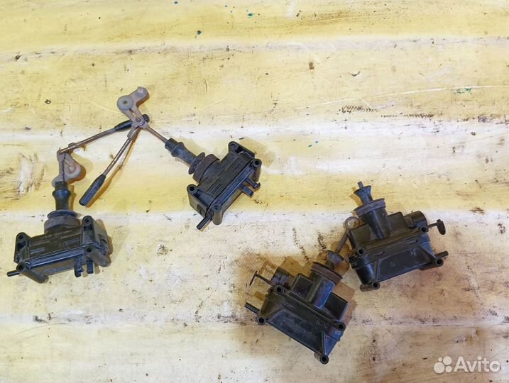 Активатор замка двери Mercedes Benz W124 1984-1995