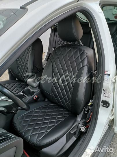 Чехлы на Форд Фокус 3 (титаниум) с установкой