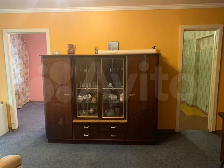 2-к. квартира, 43 м², 2/4 эт.