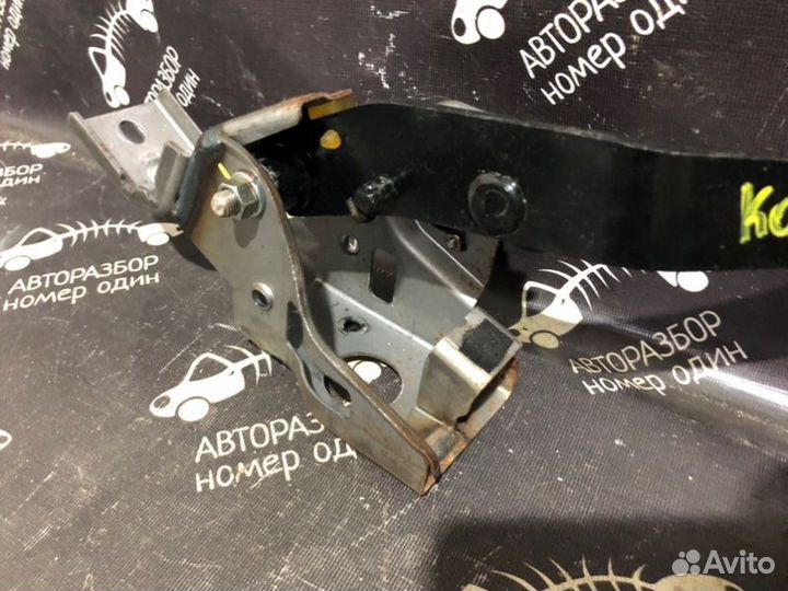 Педаль сцепления Kia Soul 1.6 G4FD 2014