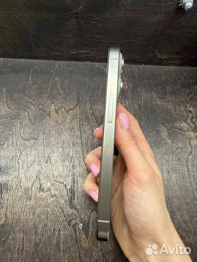 iPhone 15 Pro, 256 ГБ