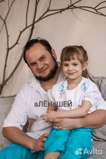 Блузка детская с вышивкой из натуральной ткани