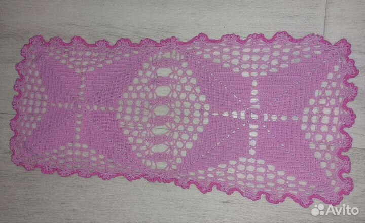 Салфетка, вязаная крючком. 46,5х19 см