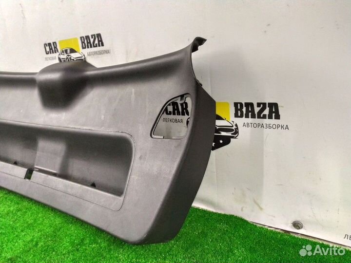 Обшивка крышки багажника Audi A3