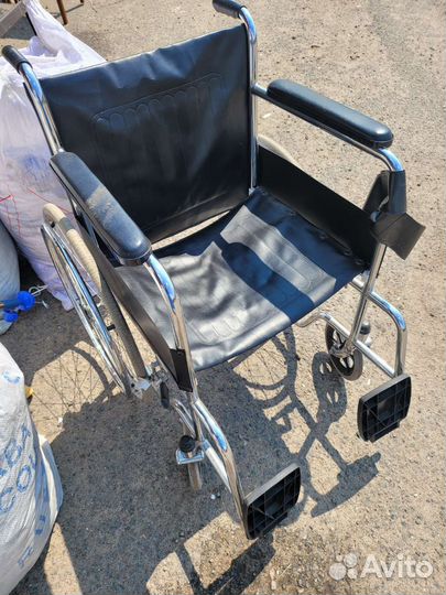 Коляска инвалидная