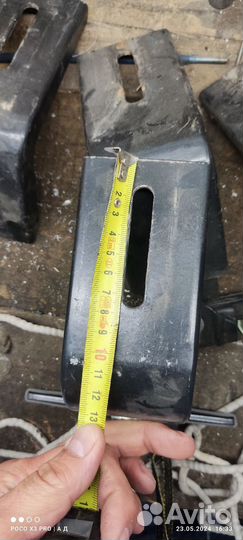 Крепление багажника на крышу универсальное