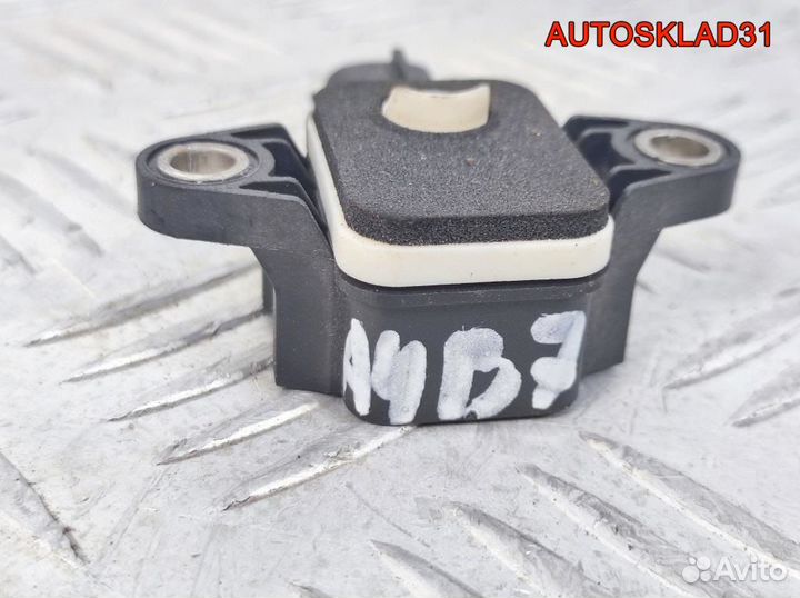 Датчик AIR BAG Audi A4 B7 8P0955557