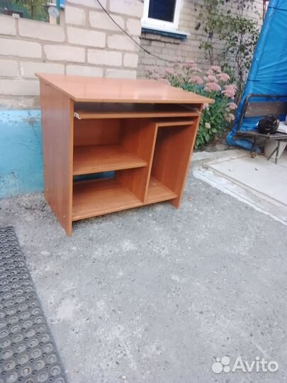 Компьютерный столик бу