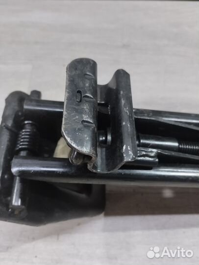 Домкрат штатный Ford Galaxy