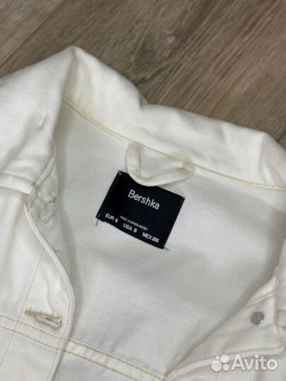 Джинсовая куртка bershka